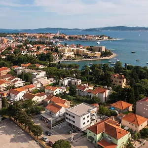 Apartment Mistral Retreat, Zadar